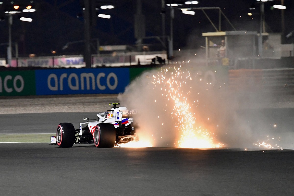 Bizarre peculiarities of the curbs in Qatar caused F1 problems, says Mercedes
