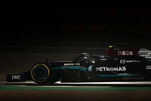 Mercedes AMG Petronas F1 Qatar practices – Interesting challenge in the desert