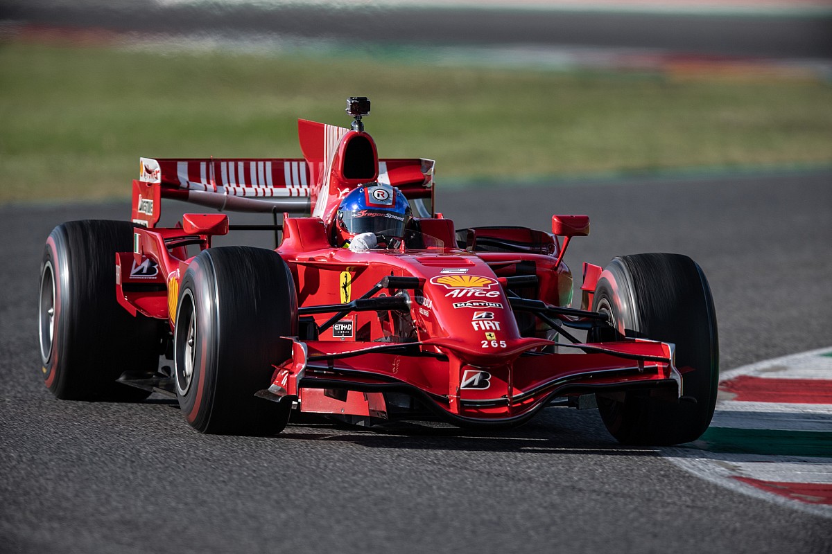 Driving a 2008 Ferrari F1 car an "Amazing Experience"