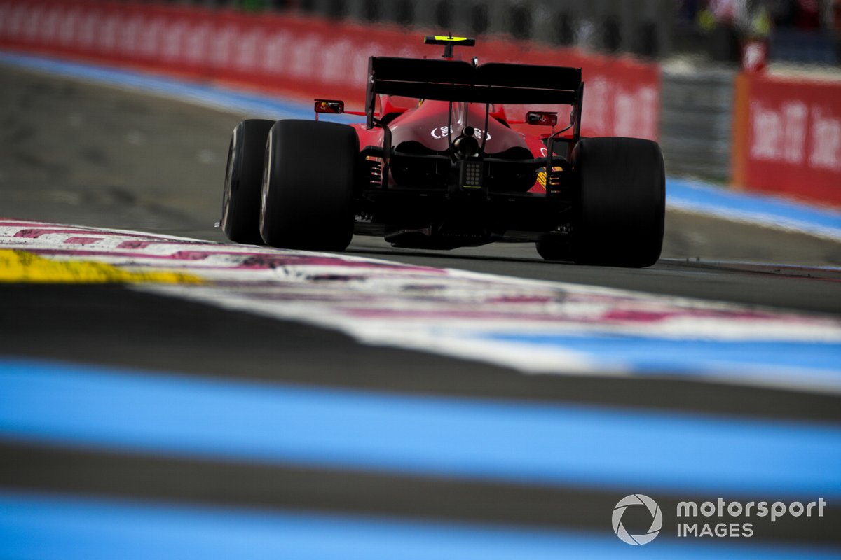 Carlos Sainz Jr., Ferrari SF21