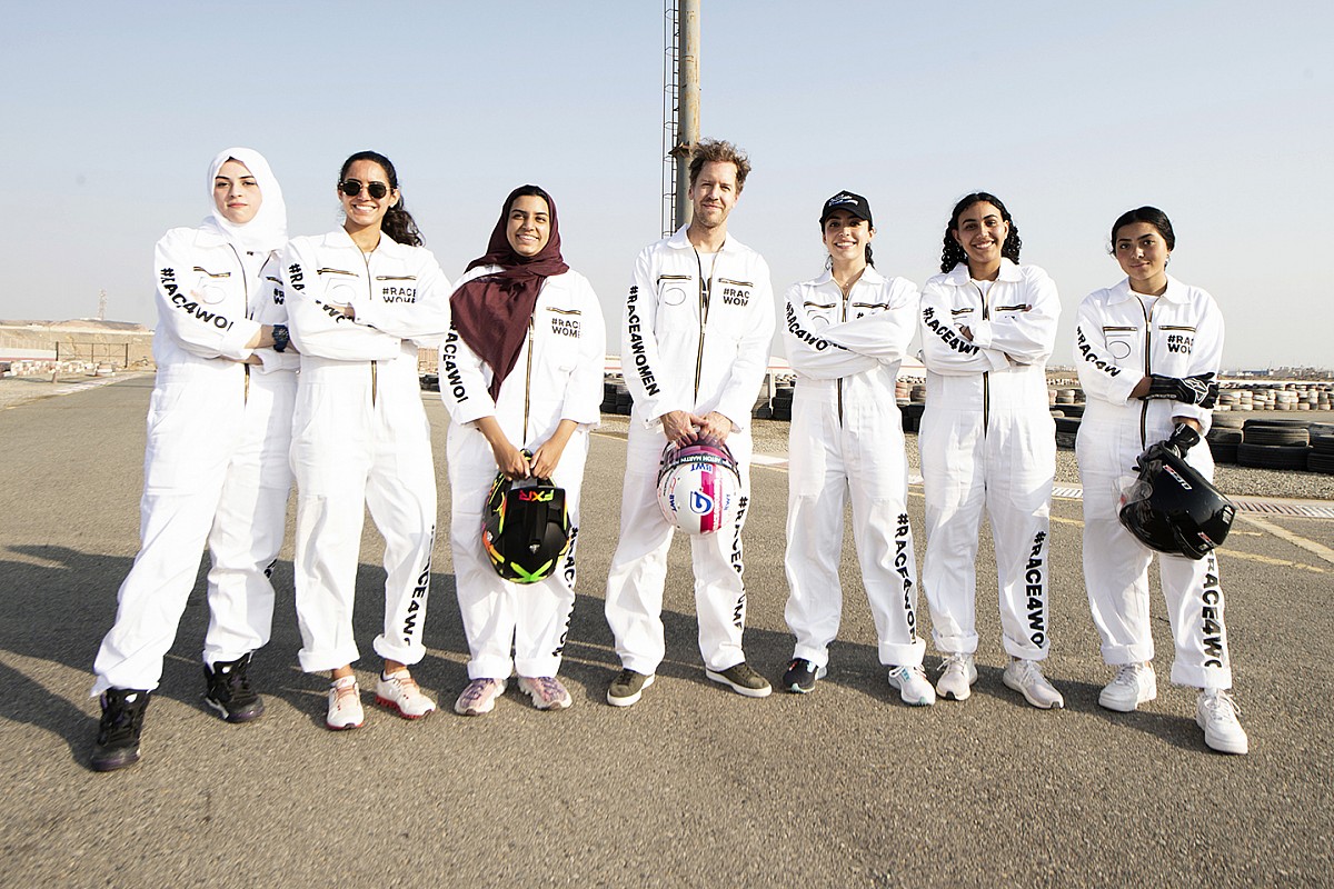 Vettel organizes karting event only for women in Saudi Arabia
