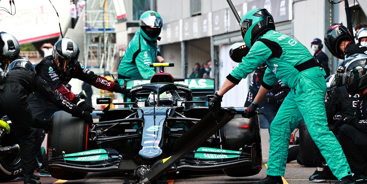 Buzzards continue to circle around Mercedes F1 driver Valtteri Bottas