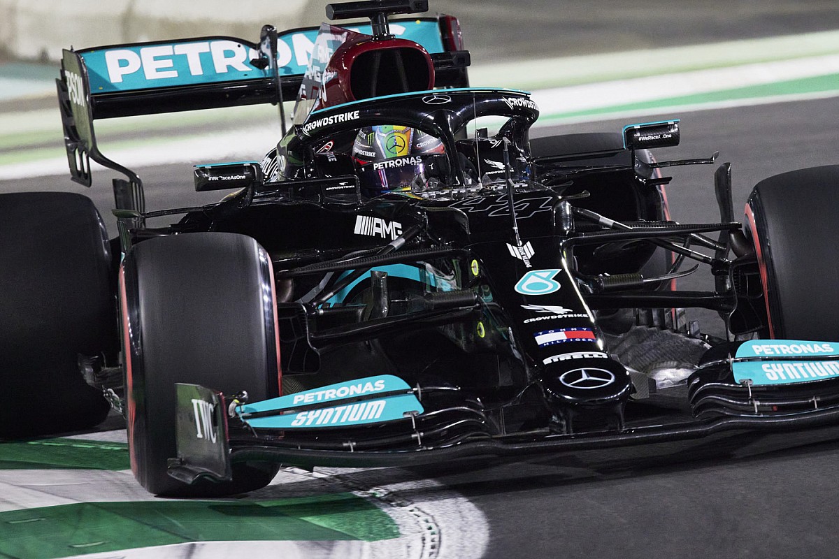 F1 Grand Prix qualifying results: Hamilton wins Saudi Pole