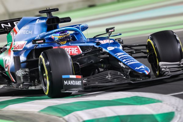 Alpine Racing F1 Saudi Arabian GP qualifying – Ocon fast and furious in Jeddah