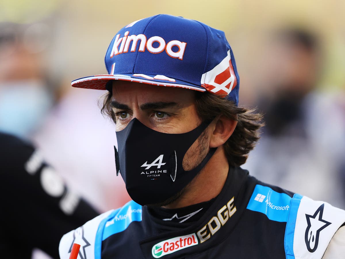 Q1: Fernando Alonso insists that when you fight Mercedes you always lose