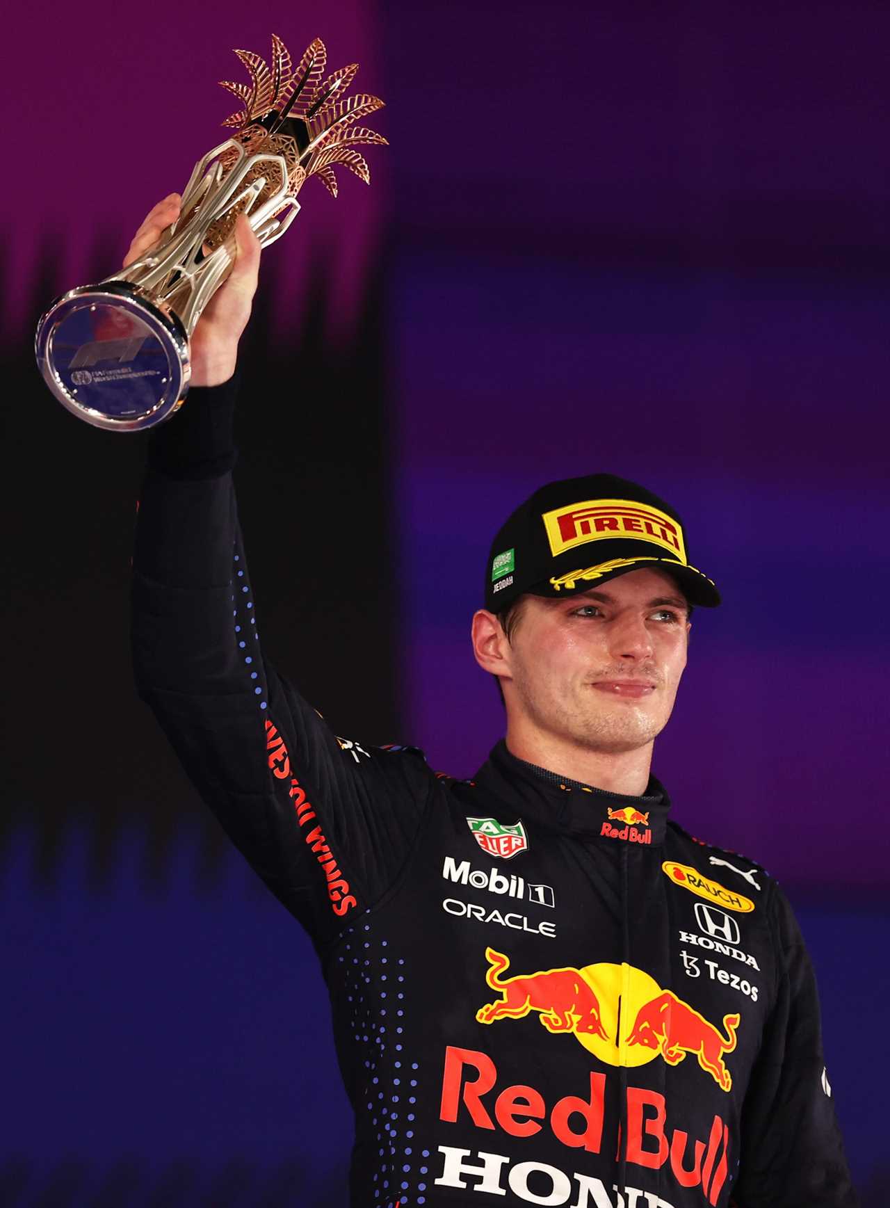 Max Verstappen achieved points in Abu Dhabi with Lewis Hamilton.  That's what Max has to do to win his first world title