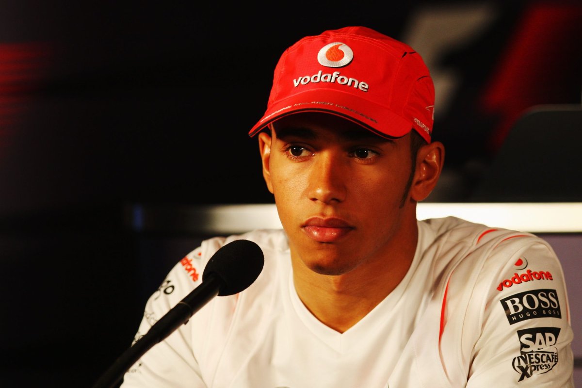 Lewis Hamilton vigorously defended his aggressive McLaren F1 days: “I drive the way I drive, if people have a problem with that, that’s their problem”