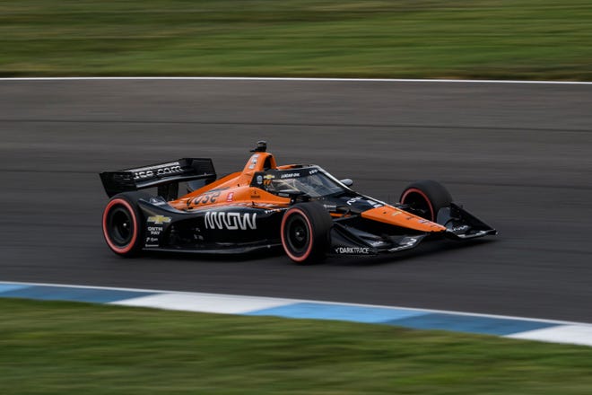 Former McLaren F1 driver Stoffel Vandoorne tested Pato O'Ward's No. 5 Chevy at Sebring in IndyCar on Monday. The 29-year-old Belgian is considering a race in IndyCar in 2023 after the end of his Formula E stint at Mercedes.
