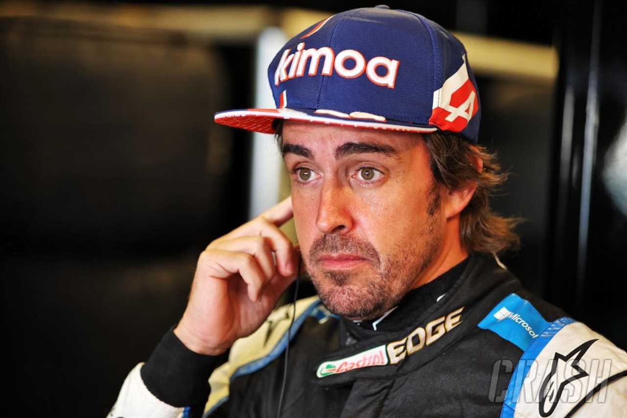 Alonso complains about "no rules" F1 needs "a referee to protect us"