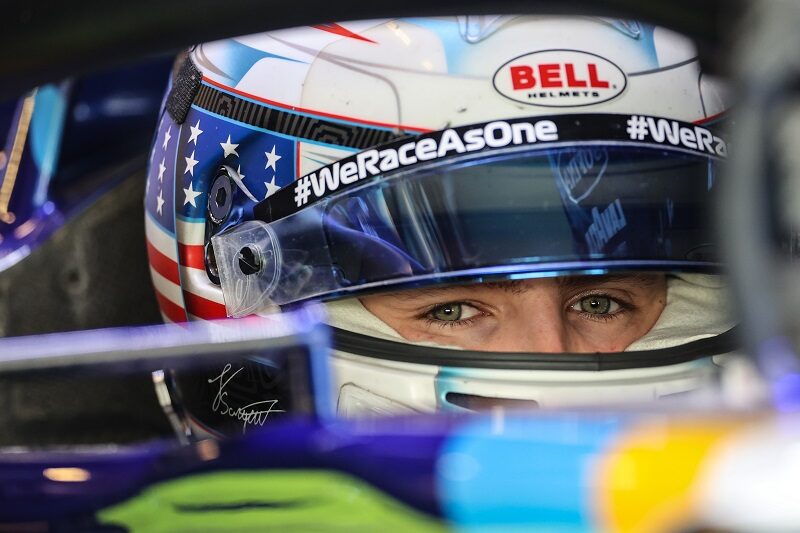 Logan Sargeant: "What an incredible first day in a Formula 1 car"
