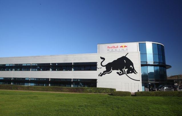 Red Bull Racing F1 teams up with Artic Wolf from 2022