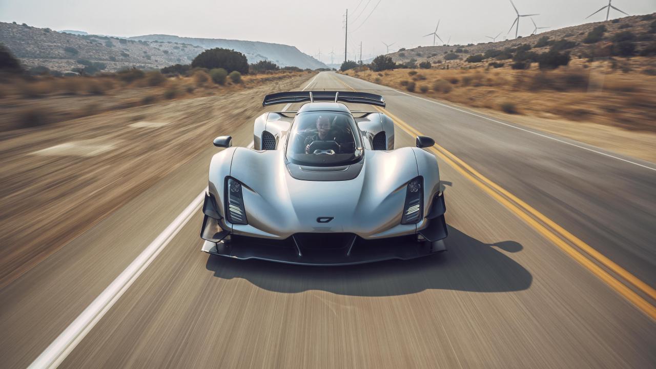 Czinger 21C gefahren: Auf der Straße in einem 1.233 PS starken V8-Hybrid-Supersportwagen
