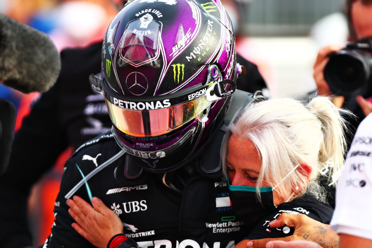 How much does Lewis Hamilton’s coach Angela Cullen earn?