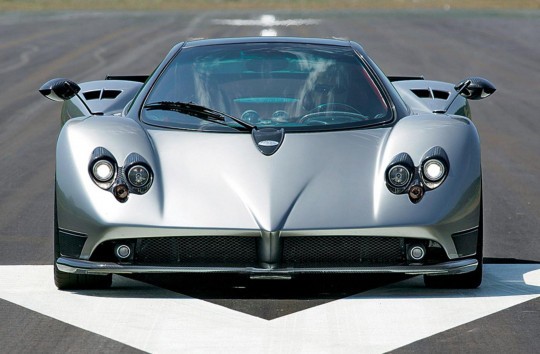 The history of the first production V12 engine from Mercedes and how it became a legend