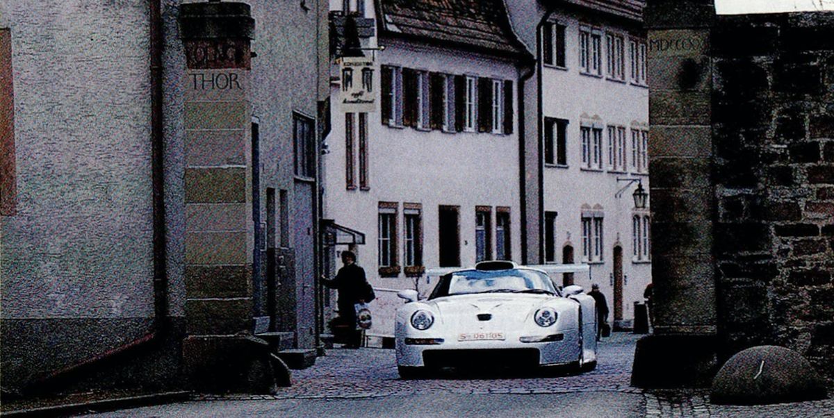 The Porsche 911 GT1 Is Astonishingly Approachable