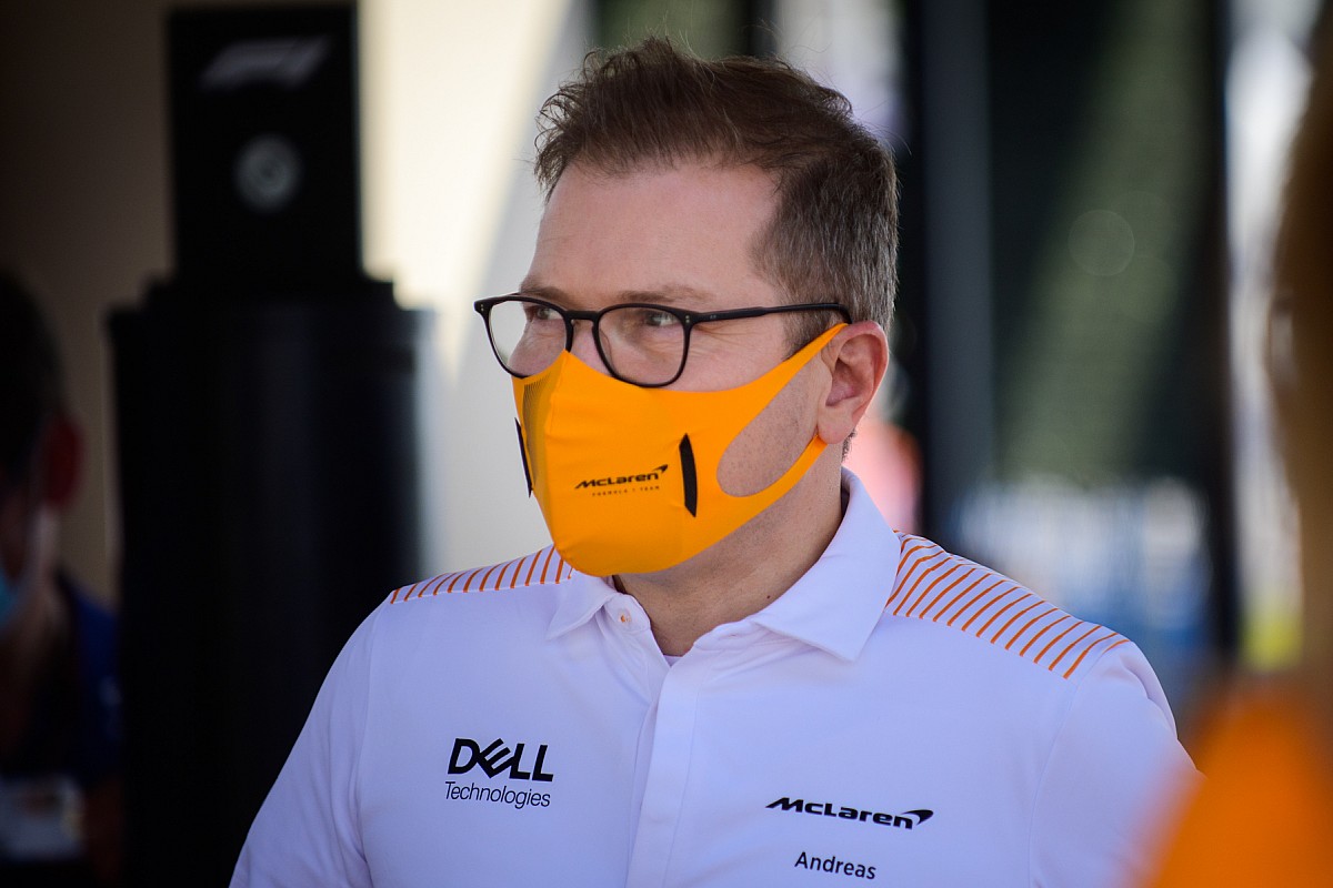 Messages between FIA and F1 teams should not be transmitted