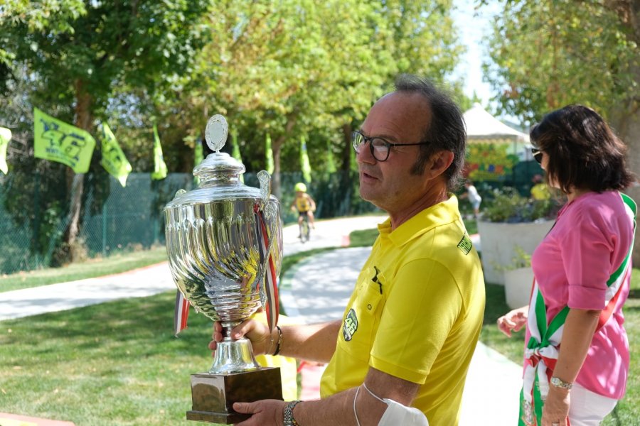 MotoGP, Fratesi: Rossi's fan club won't quit and what enjoyable his tricks were