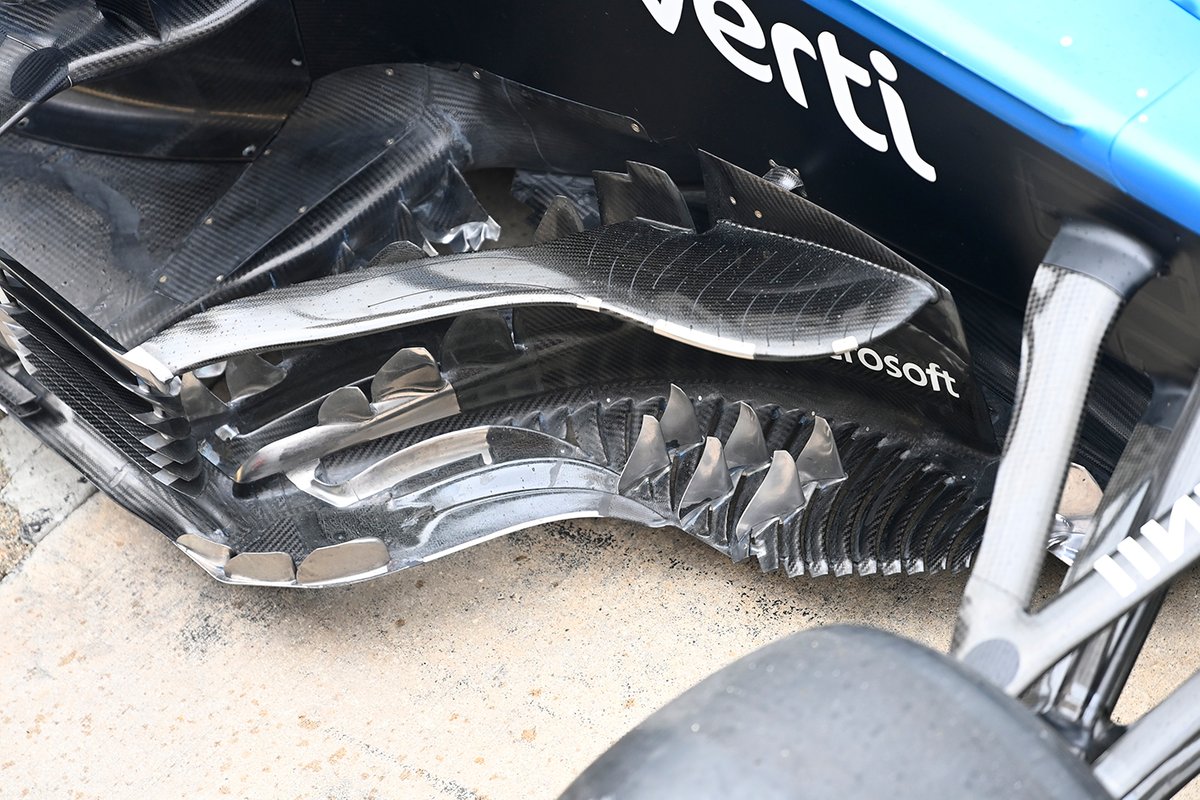 Alpine A521 bargeboard detail