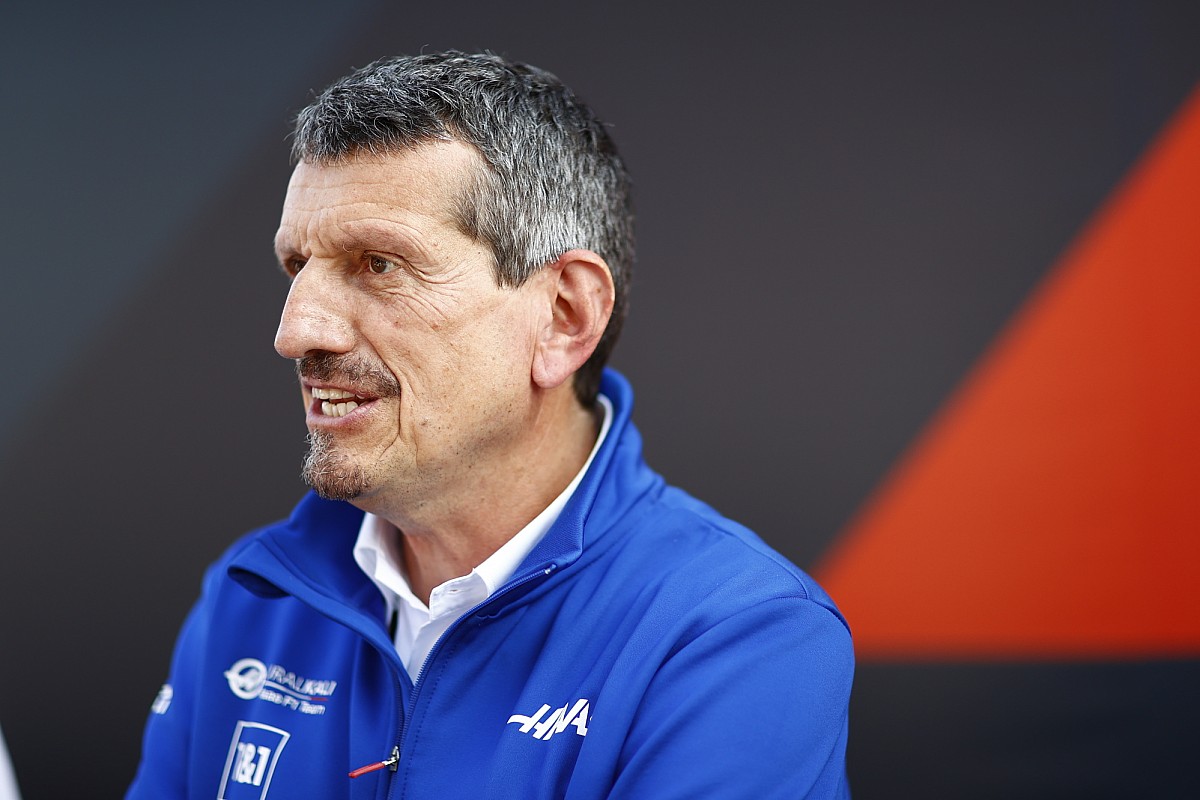 Haas crew "never gave up" in tough F1 season in 2021