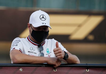 VIDEO: Unearthed moment from Saudi Arabia when a concerned Valtteri Bottas checked out Lewis Hamilton