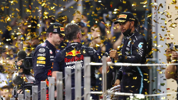 Hamilton puts an end to rumors rejected when Ricciardo finds a happy home – GPFans F1 Recap