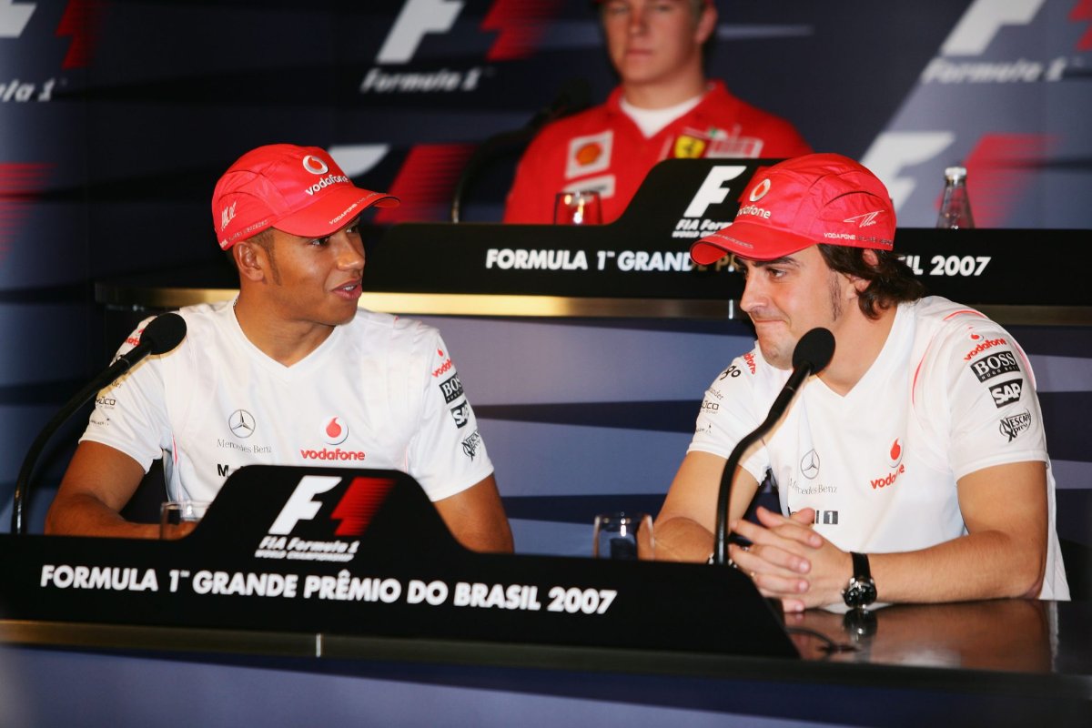 Fernando Alonso reveals "false news" of bitter McLaren F1 stint alongside Lewis Hamilton