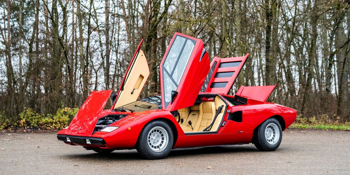 Those classic supercars had the strangest features