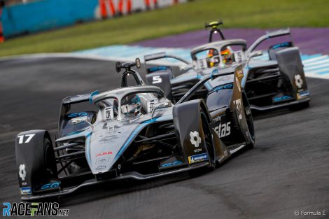 Does Mercedes really plan to switch back from a black to a silver paint job?  · Race fans