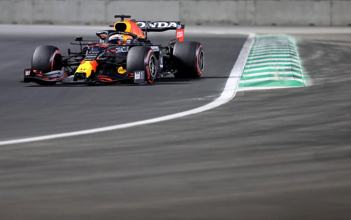 Max Verstappen concludes an exclusive deal that is supposed to give an insight into his life