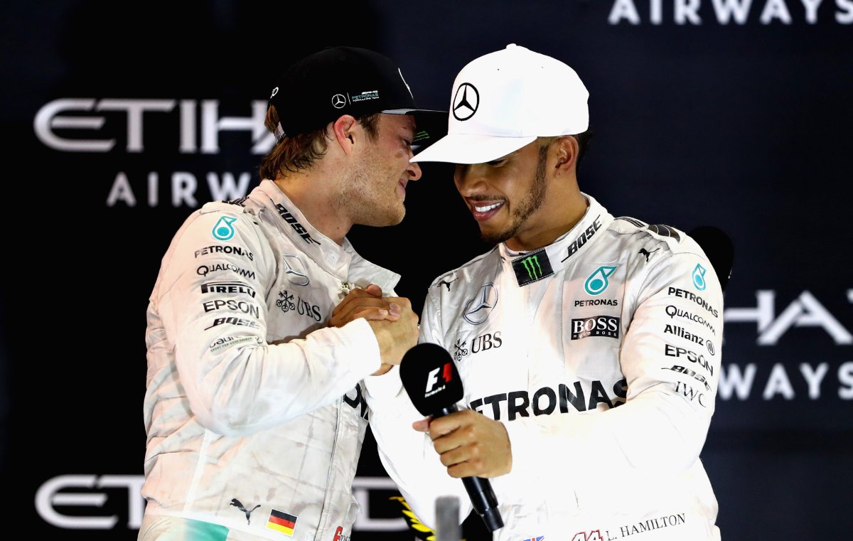 Villeneuve makes a grim statement about Lewis Hamilton’s F1 return, comparing him to Rosberg