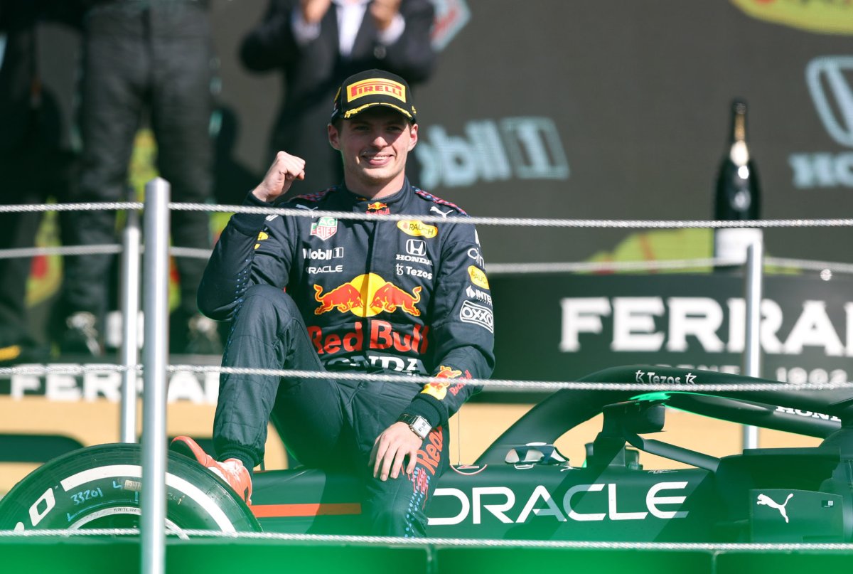 What did Max Verstappen get first - his driver's license or the F1 Super Licence?