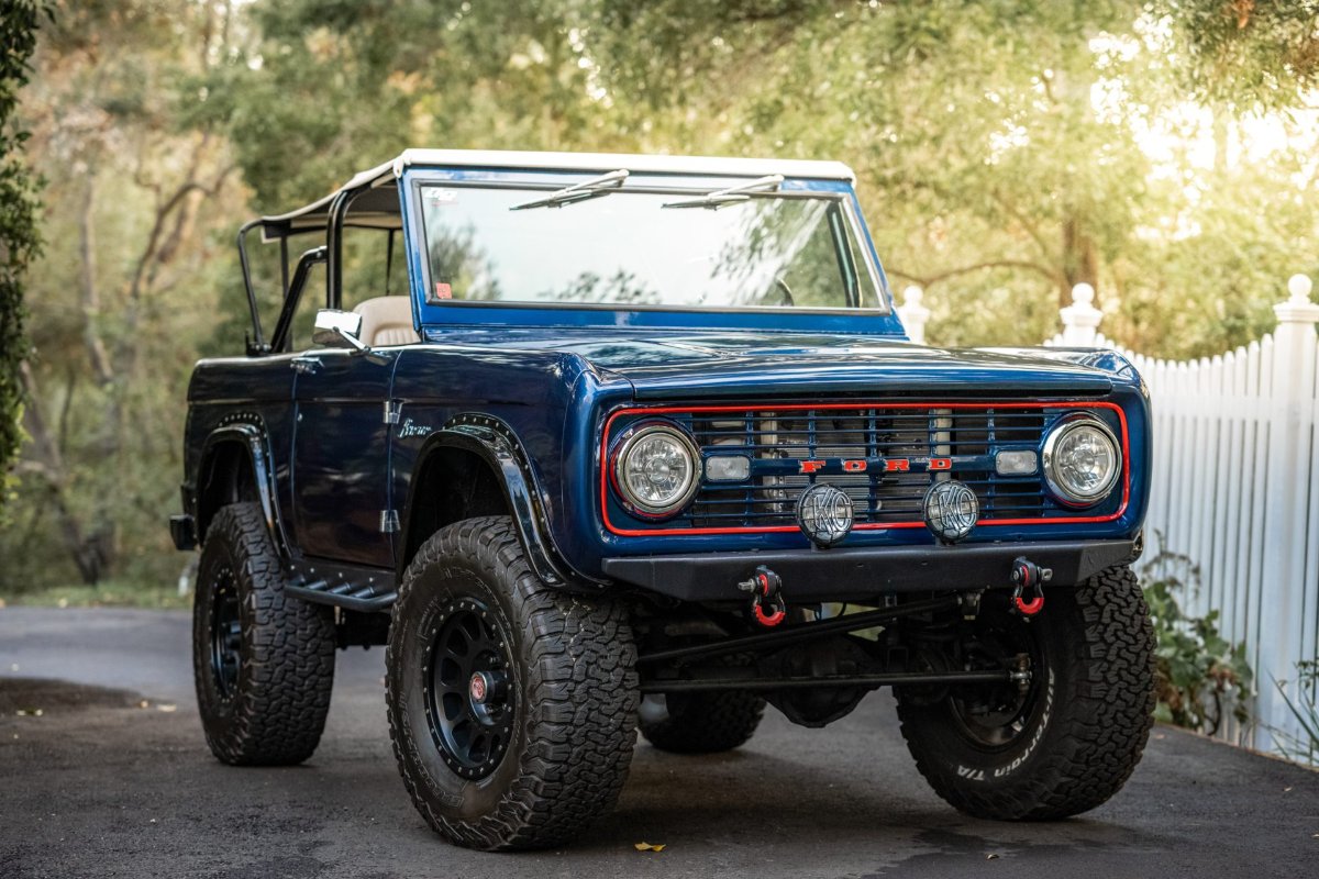 Jenson Buttons Custom Truck-Based 1970 FORD BRONCO for sale: bids, features and where to buy?