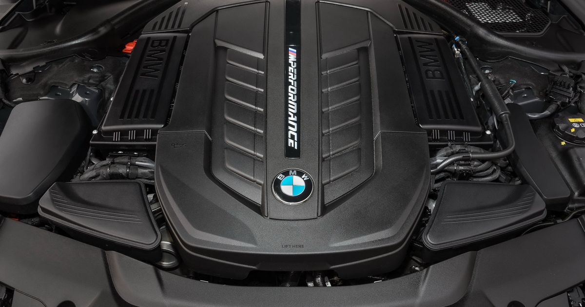 BMW will build its last car with a V12 engine this June