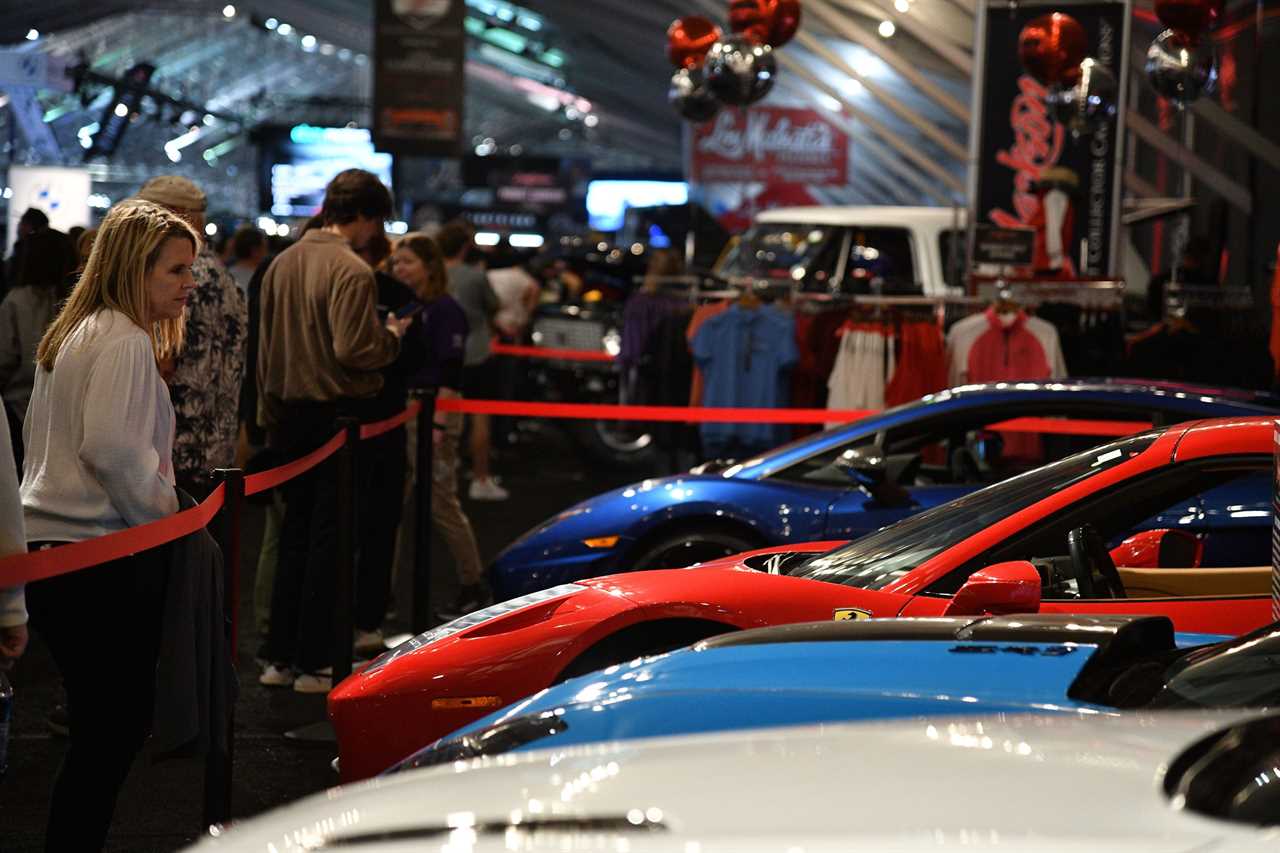 Barrett Jackson Auction 2018 with President George W. Bush