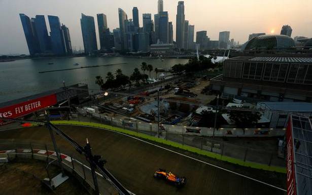 F1 extends Singapore Grand Prix contract until 2028
