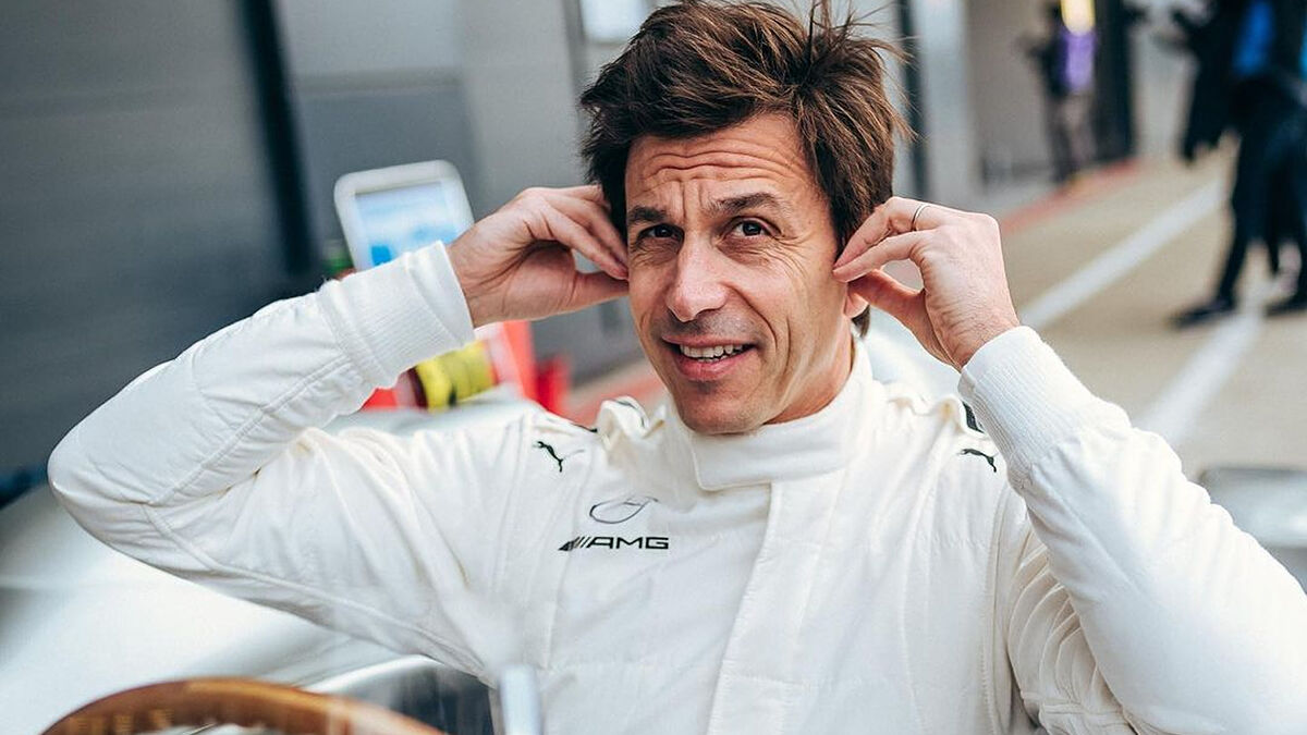 Mercedes F1 boss Wolff admits he nearly retired