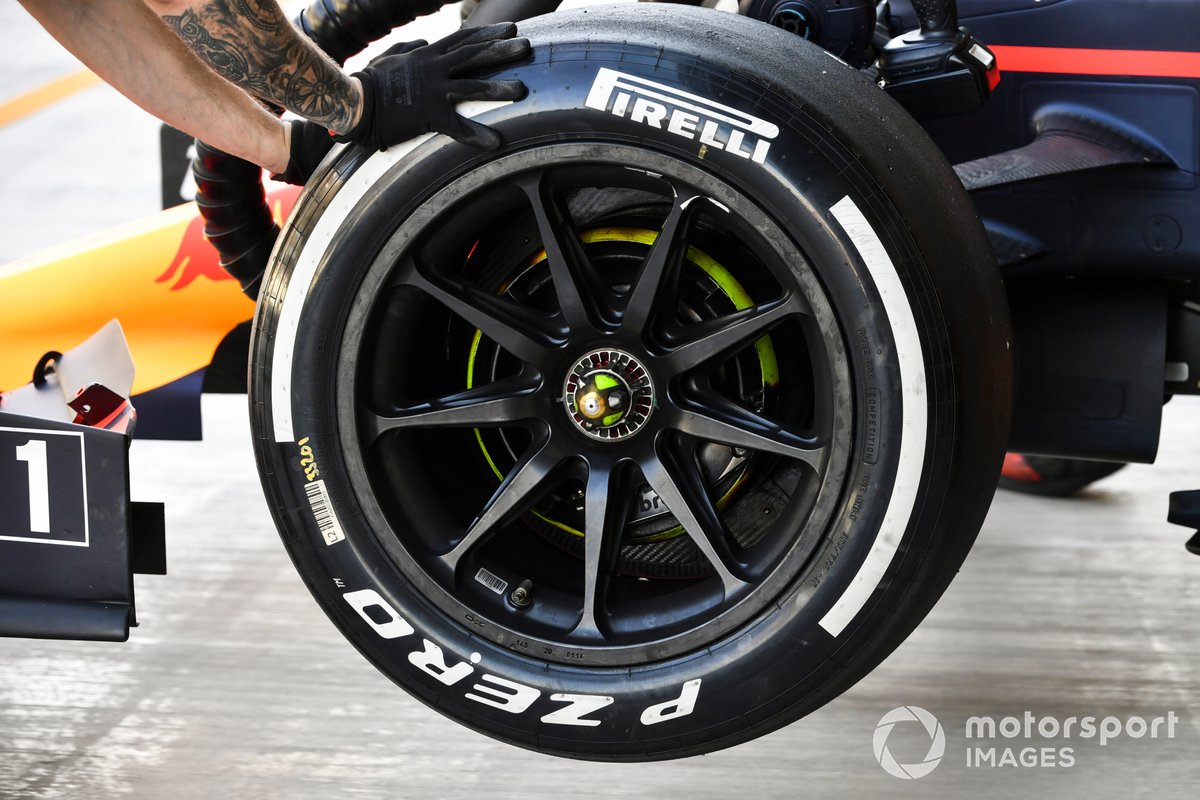 Pirelli tires on Sergio Perez's Red Bull Racing RB15 Mule car 