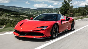 Ferrari SF90 Stradale tracking