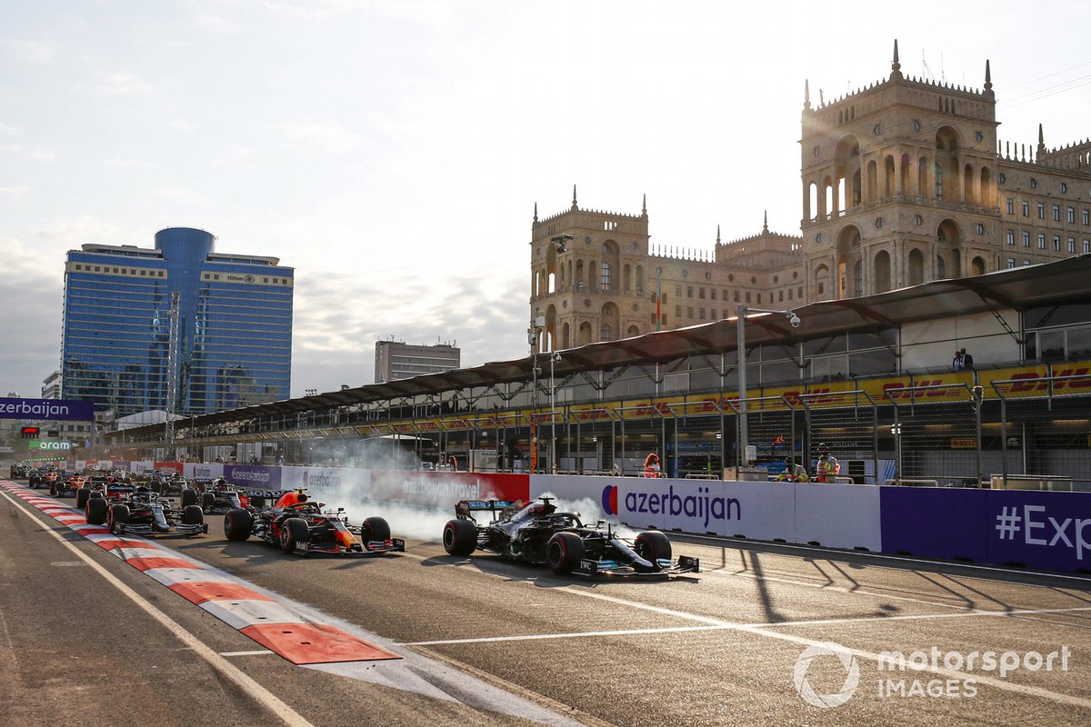 Lewis Hamilton, Mercedes W12, blocked when restarting 