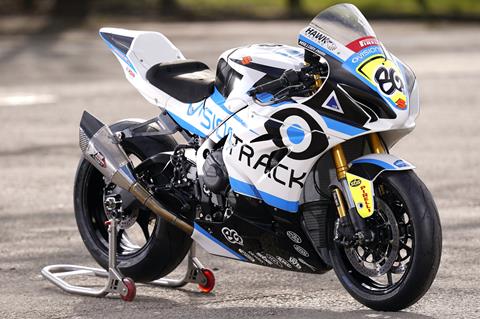 GP2 champion Nesbitt joins VisionTrack Suzuki for National Superstock challenge