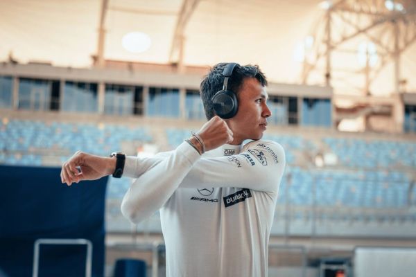 Alex Albon first time out at Jeddah Corniche circuit