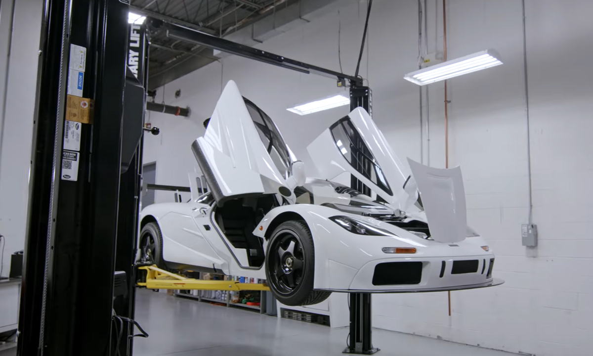 White McLaren F1 