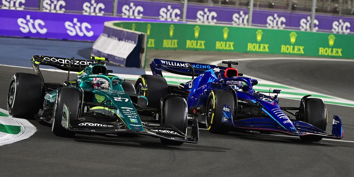 Something Is Terribly Wrong as Aston Martin and Williams Are Early F1 Backmarkers