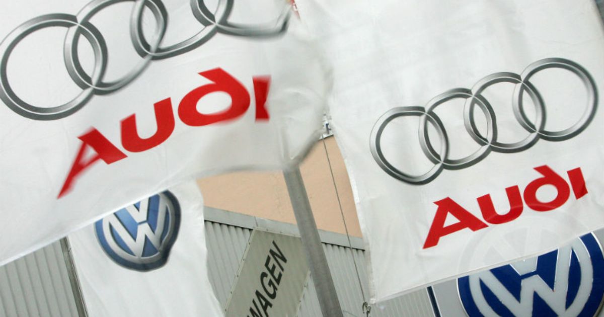 Audi raises offer for stake in McLaren's F1 unit, report says