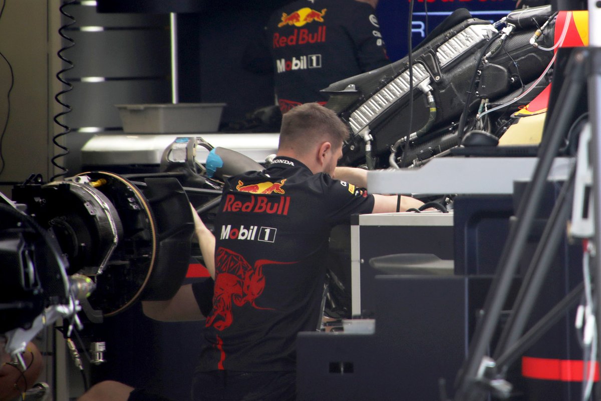 Red Bull Racing RB18 rear detail