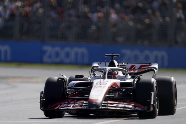 Haas F1 Australia GP practices -Not a perfect day at Albert Park