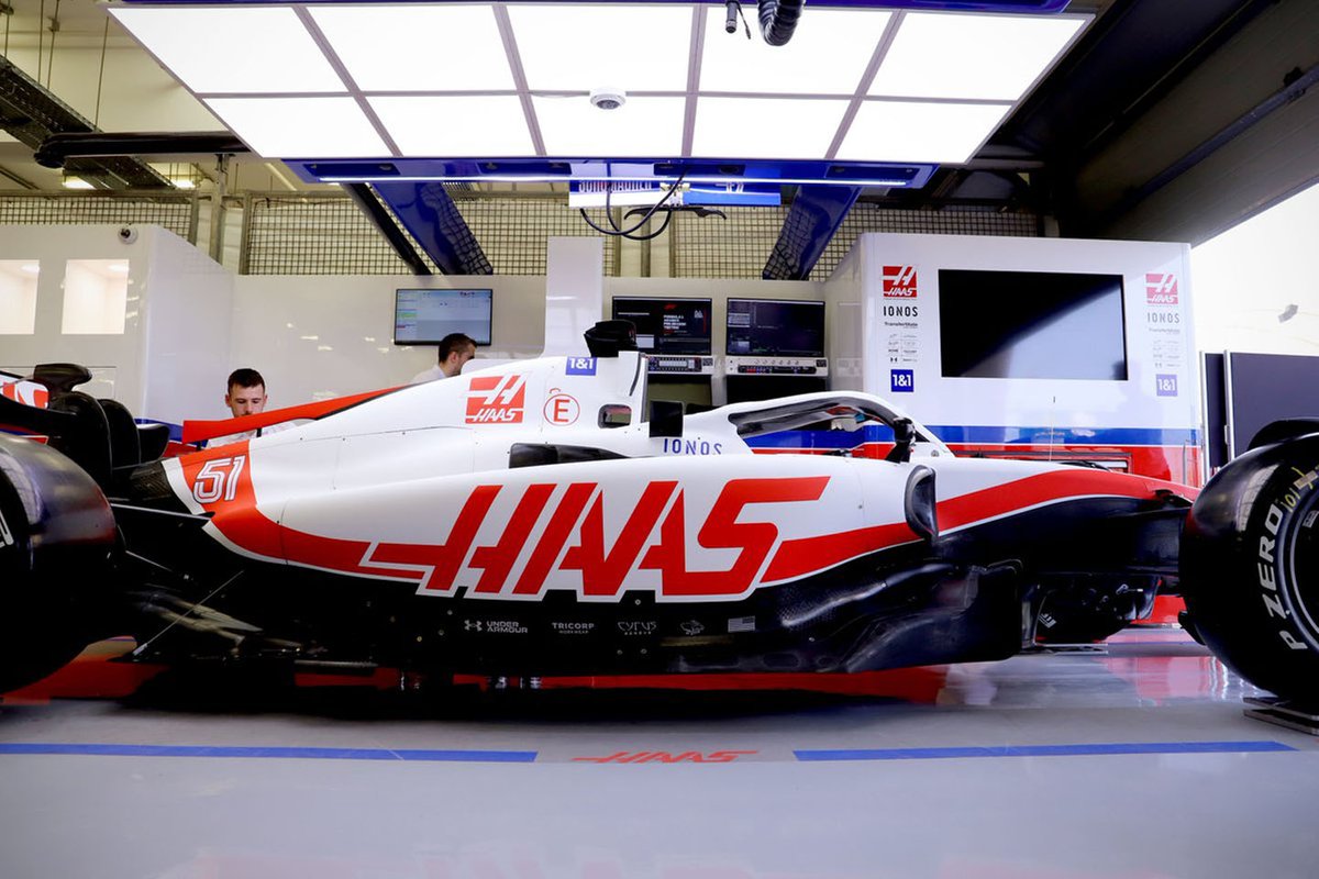 Haas VF-22