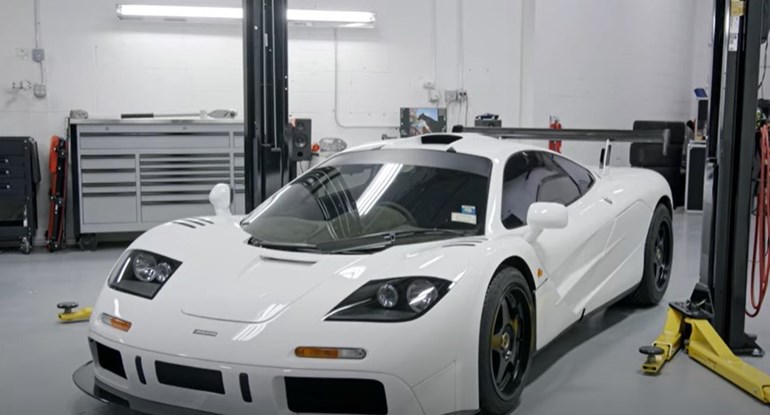 Watch: Super satisfying $22 million McLaren F1 gets dry ice blasted - News