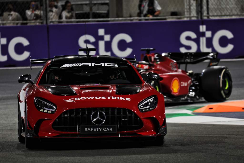 F1 Mercedes safety car Bahrain GP