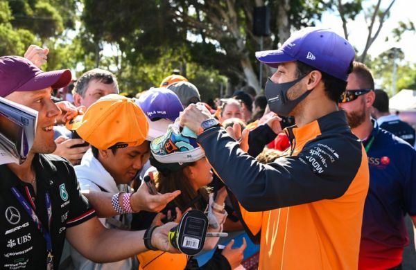 McLaren Racing F1 Australia GP race -First double-points finish of the season